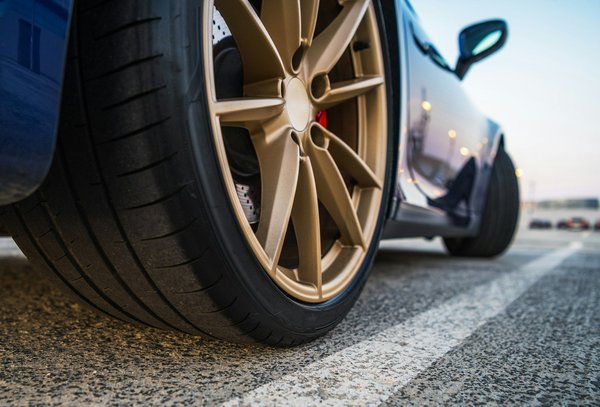 Le jaguar 220 supercar : l'icône de la vitesse retrouvée.